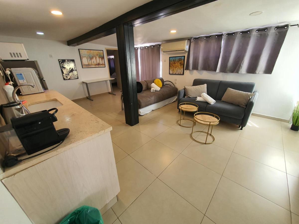 Barak Royal Suites 20 Sea View - ג'קוזי בחצר ומרפסות עם נוף לים Eilat Eksteriør billede