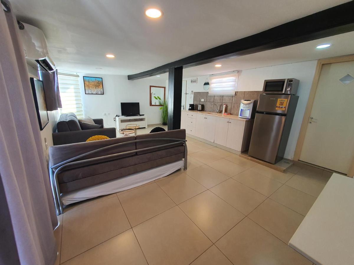 Barak Royal Suites 20 Sea View - ג'קוזי בחצר ומרפסות עם נוף לים Eilat Eksteriør billede