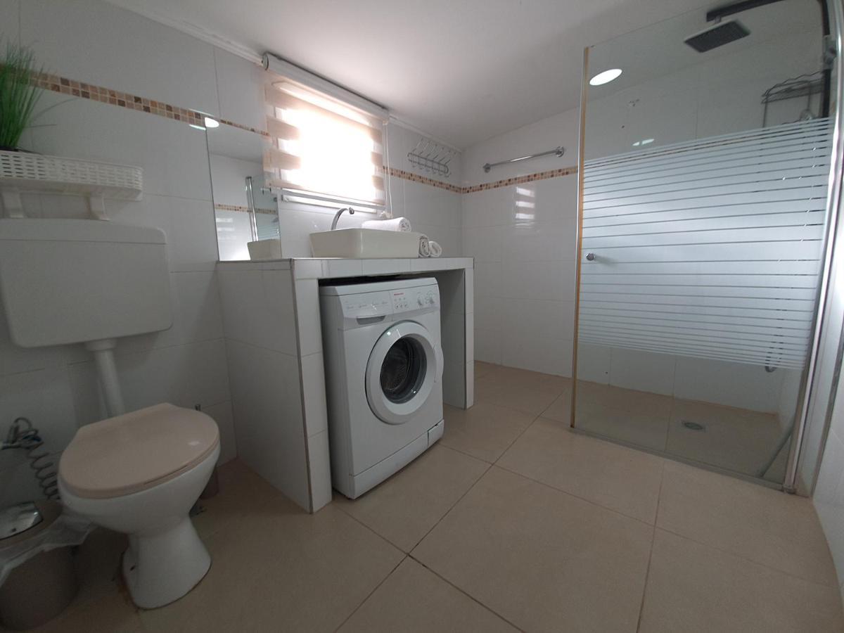 Barak Royal Suites 20 Sea View - ג'קוזי בחצר ומרפסות עם נוף לים Eilat Eksteriør billede